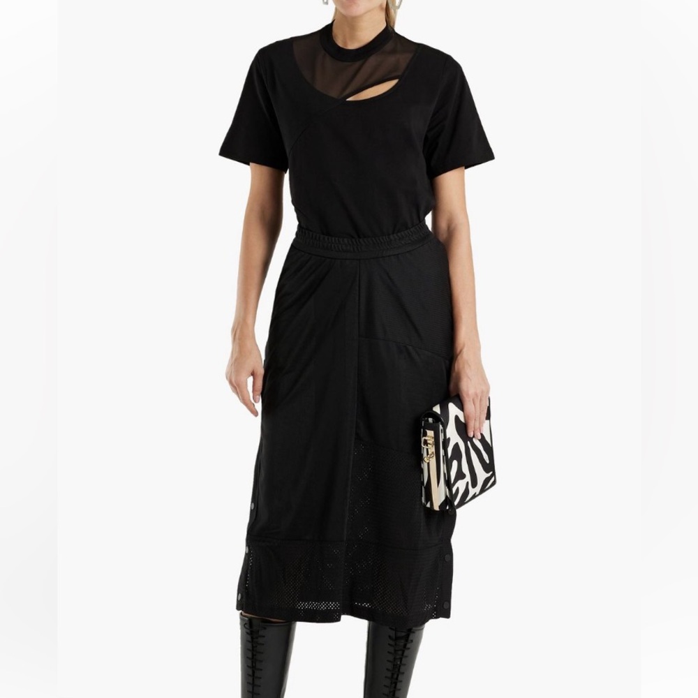 Mcq alexander mcqueen breathe appliquéd mesh panel satin midi skirt charcoal